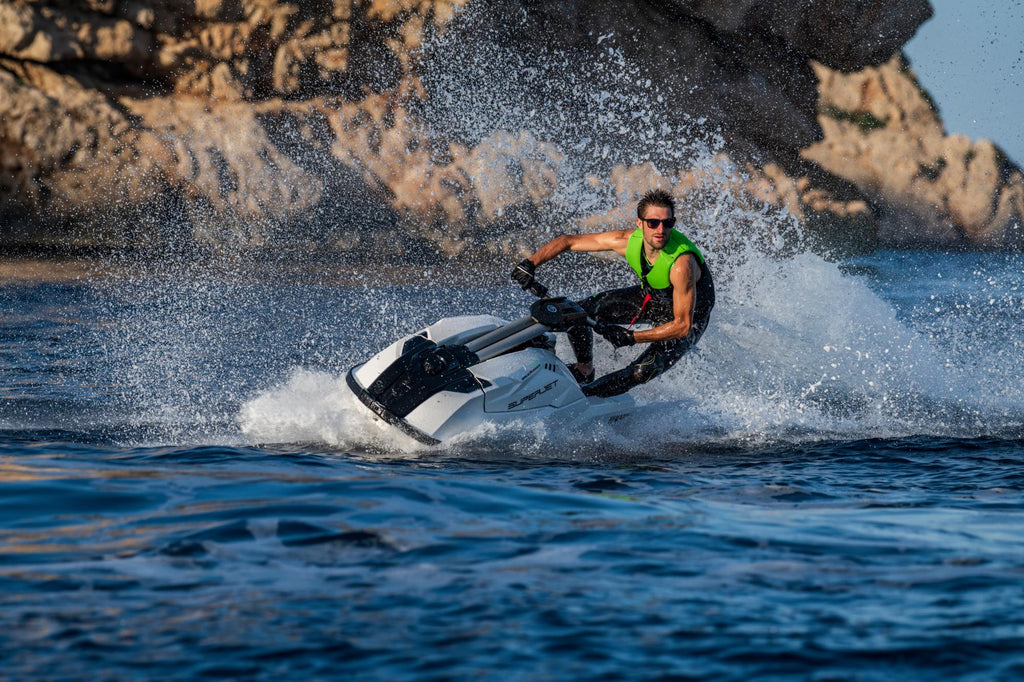 Yamaha SuperJet 2026 WaveRunner – 1049 cc TR-1