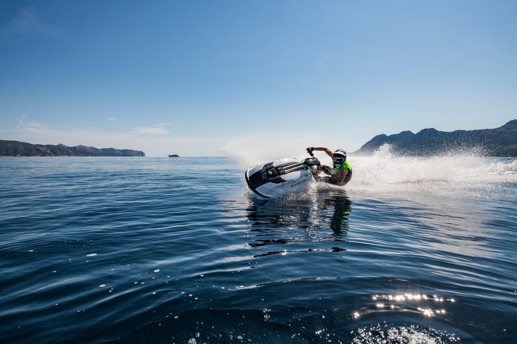 Yamaha SuperJet 2026 WaveRunner – 1049 cc TR-1