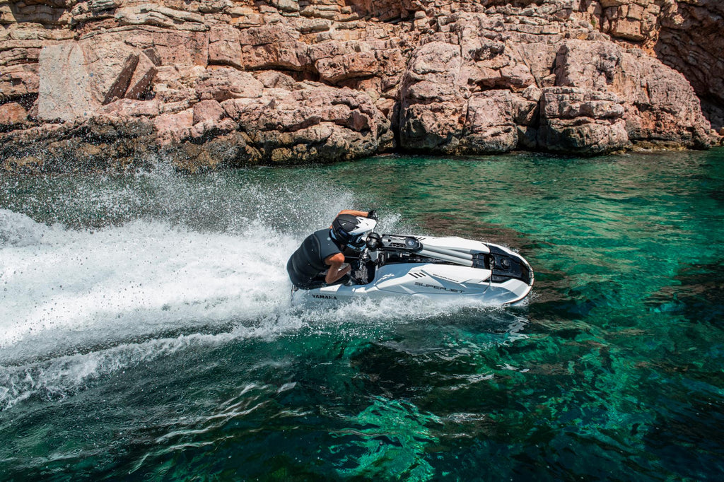 Yamaha SuperJet 2026 WaveRunner – 1049 cc TR-1