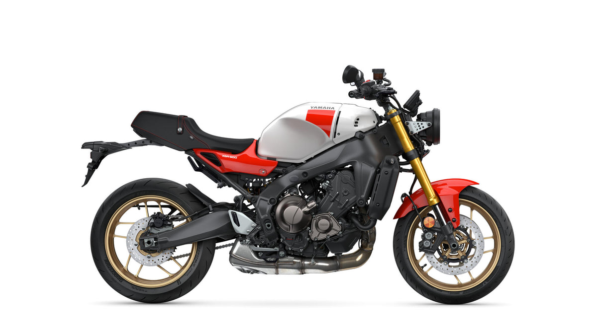 XSR900