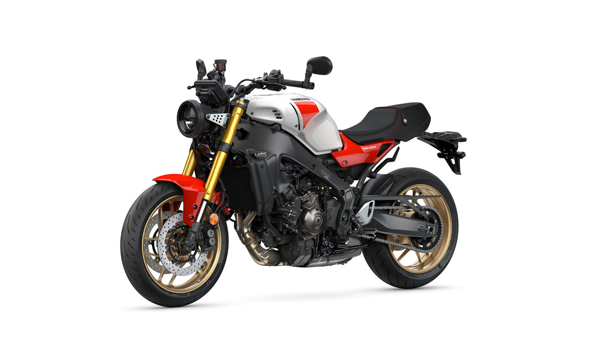 XSR900