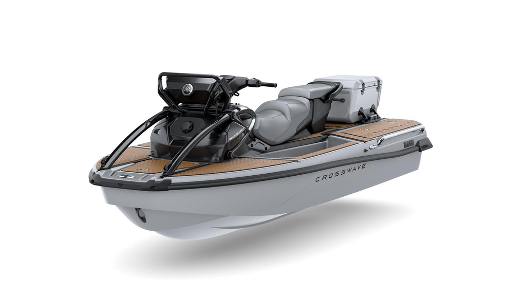Yamaha CrossWave 2027 – universalus WaveRunner nuotykiams, žvejybai ir kelionėms