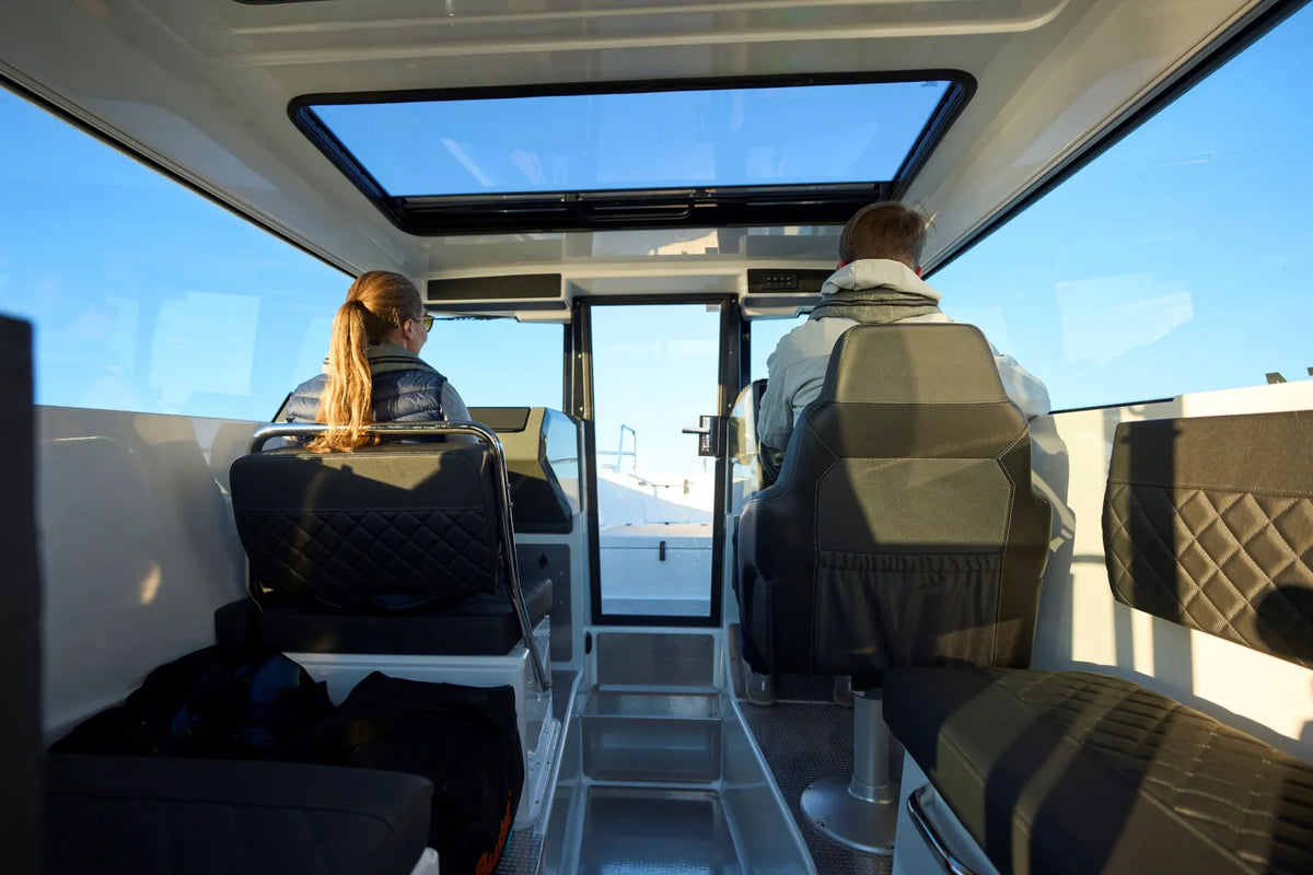 Buster Magnum Cabin
